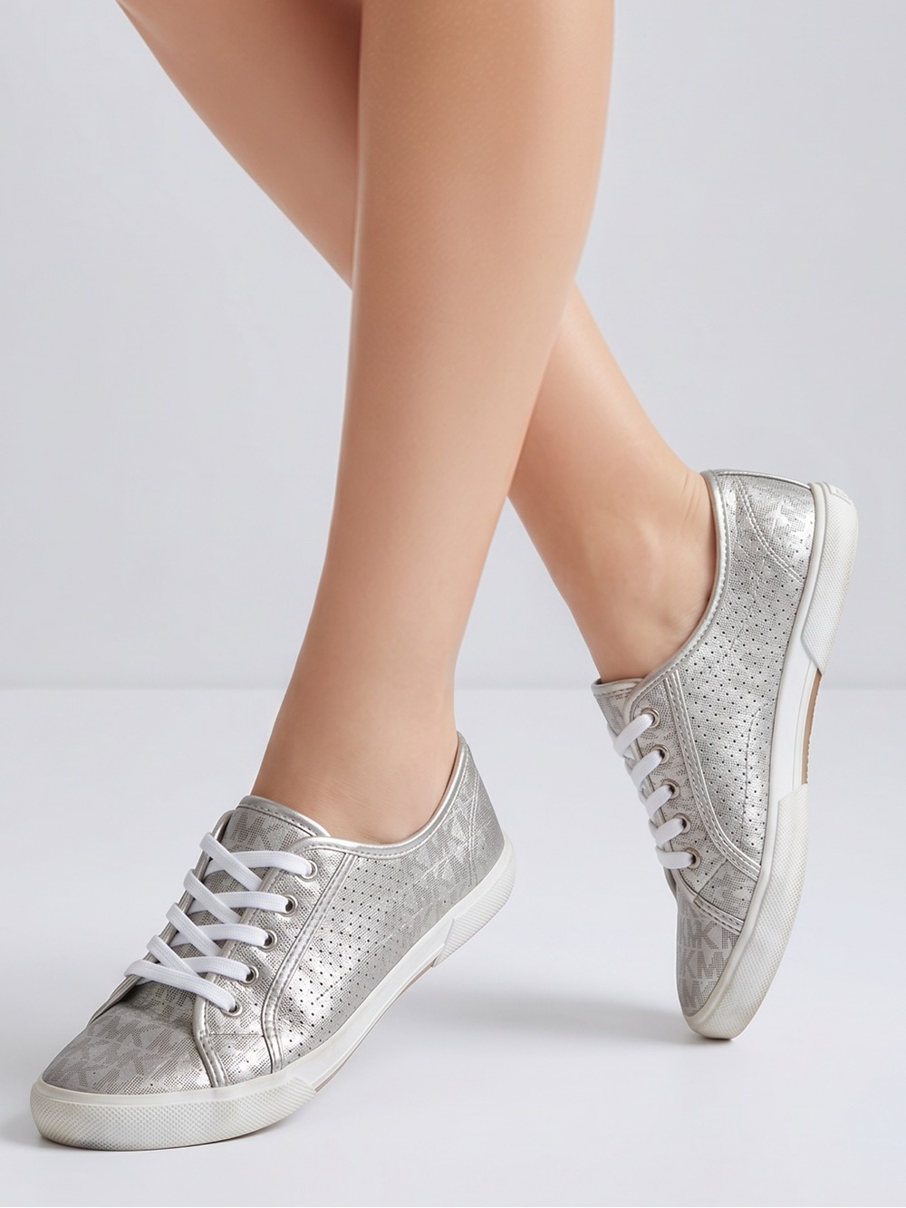 Michael Kors Kids Silver Lace-Up Sneakers Size‎ US 3 EU 34 Casual